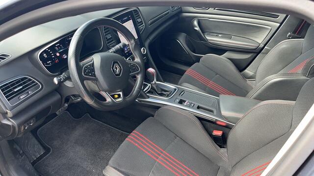 Renault MEGANE Estate 1.3 TCe 160 R.S. Line Automaat / Navigatie / Camera