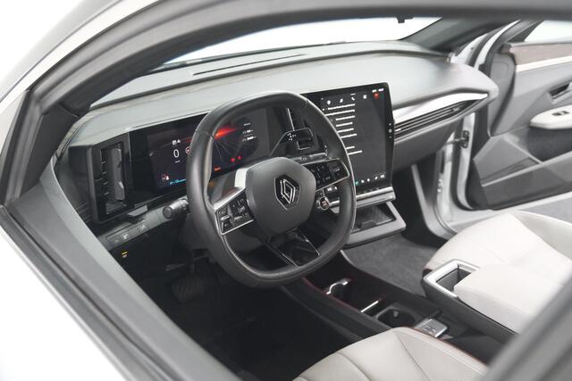 Renault MEGANE E-Tech EV60 Optimum Charge Iconic | 360 Camera | Harman Kardon | Stoelmassage | Dodehoekdetectie