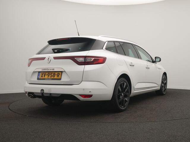 Renault MEGANE Estate 1.3 TCe Bose - RIJKLAARPRIJS - All Seasonbanden - Achteruitrijcamera - Trekhaak