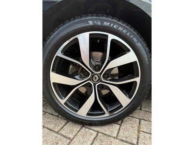 Renault MEGANE Estate 1.3 Bose Head-up Display
