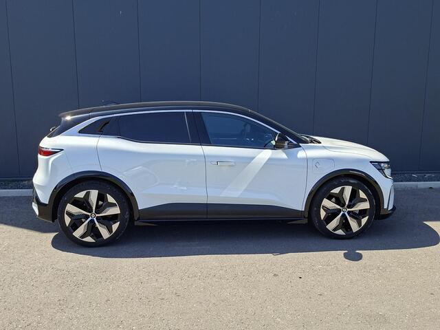 Renault MEGANE E-Tech EV60 Optimum Charge Iconic Stoelverwarming, camera en trekhaak