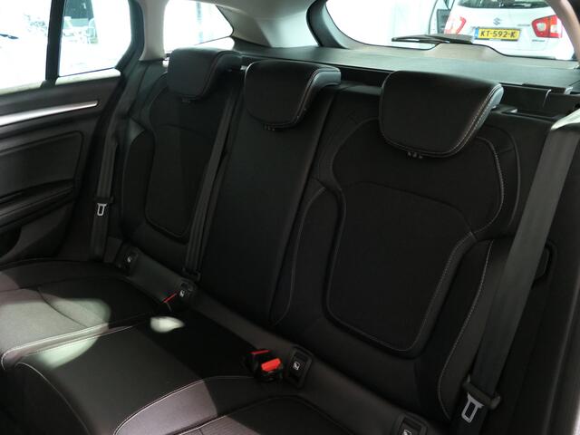 Renault MEGANE Estate 1.3 TCe 140 Techno - Occasion Lease vanaf ¤479 p/m - Dodehoek - Parkeerassistent - Camera - Allseasons