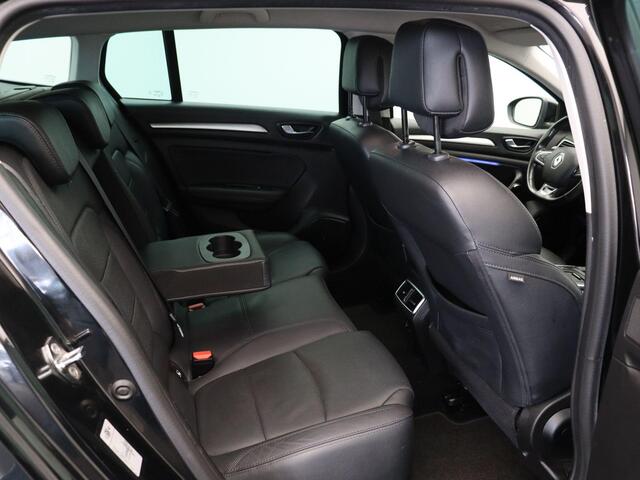 Renault MEGANE Estate TCe 140pk Intens | Volledig lederen interieur | Elektrische bestuurdersstoel | Head Up Display | Stoel en stuurverwarming |