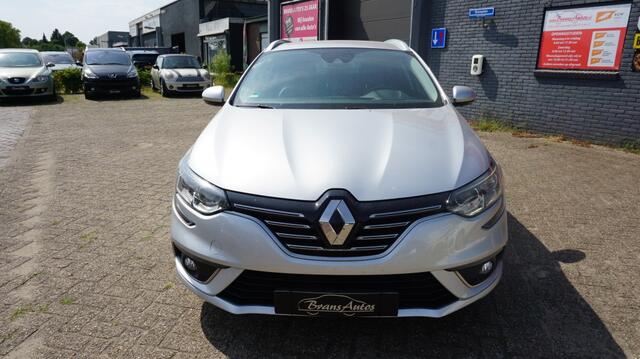 Renault MEGANE Estate 1.2 TCe Bose