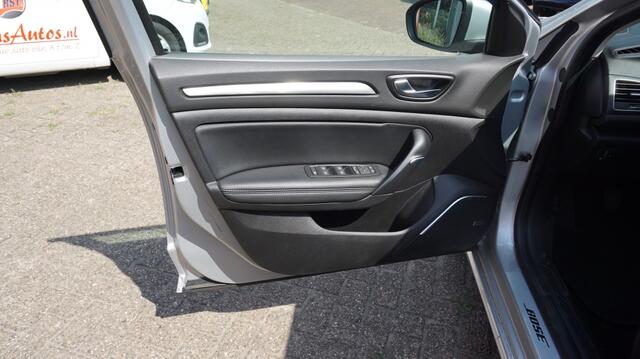 Renault MEGANE Estate 1.2 TCe Bose