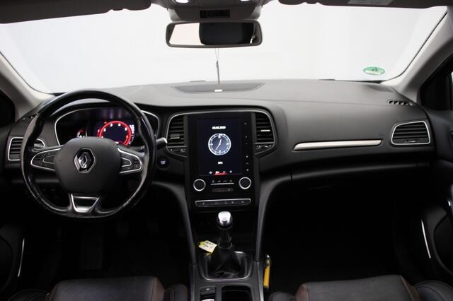 Renault MEGANE Estate 1.2 TCe Serie Signature Exclusiv - Navi, Camera, Leer, BOSE, Stoelverw. Trekhaak