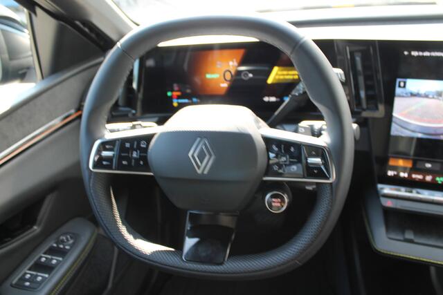 Renault MEGANE E-Tech comfort range iconic 60 kWh | 360 camera | Elektrische stoelen | Harman Kardon geluid | DEMO VRAAG NAAR DE BESCHIKBAARHEID!
