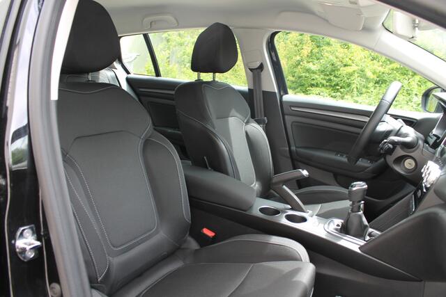 Renault MEGANE Estate 1.3 TCe 140 Zen | navigatie | climate control | parkeersensoren achter