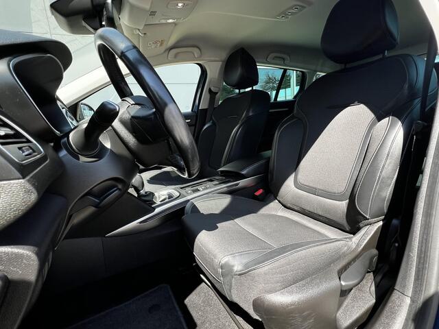 Renault MEGANE Estate 1.3 TCe Intens | Trekhaak | Navigatie |