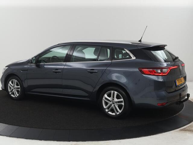 Renault MEGANE Estate 1.2 TCe Limited Automaat Navigatie | Climate Control | Stoelverwarming | Trekhaak | Parkeersensor | Cruise Control | DAB+ | Bluetooth