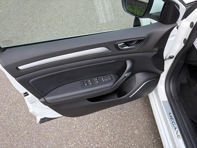 Renault MEGANE Estate 1.2 TCe GT-Line / NAVI / CRUISE