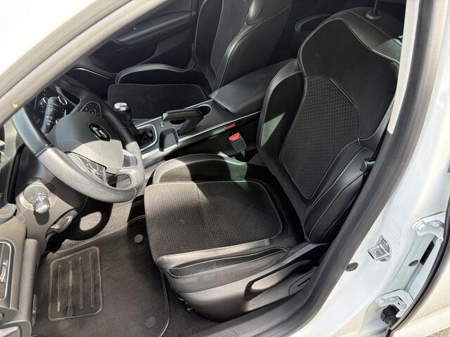 Renault MEGANE Estate 1.2 TCe GT-Line / NAVI / CRUISE