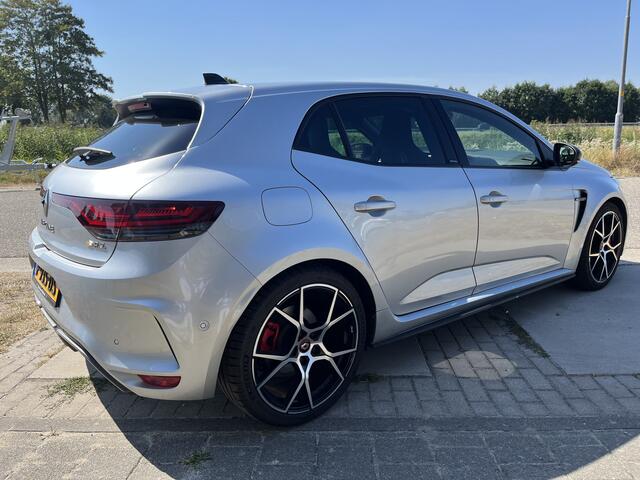 Renault MEGANE 1.8 TCe 300PK RS Trophy / 4Control / Camera / Recaro Stoelen / Bose / Parkeerhulp V+A /