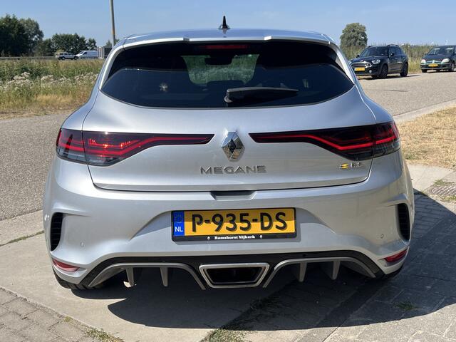 Renault MEGANE 1.8 TCe 300PK RS Trophy / 4Control / Camera / Recaro Stoelen / Bose / Parkeerhulp V+A /