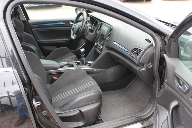 Renault MEGANE Estate 1.2 TCe Bose