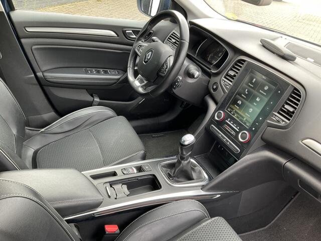 Renault MEGANE Estate 1.3 TCe Bose FullNAvi Camera Trekhaak(1700) Voll.Onderh.