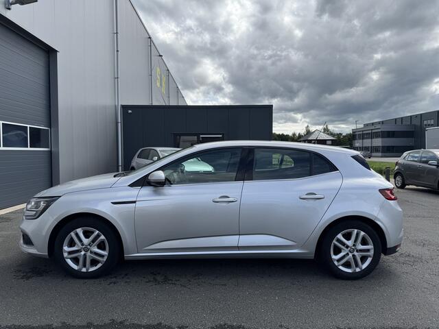 Renault MEGANE 1.3 TCe Zen Trehaak Clima Cruise vol opties.