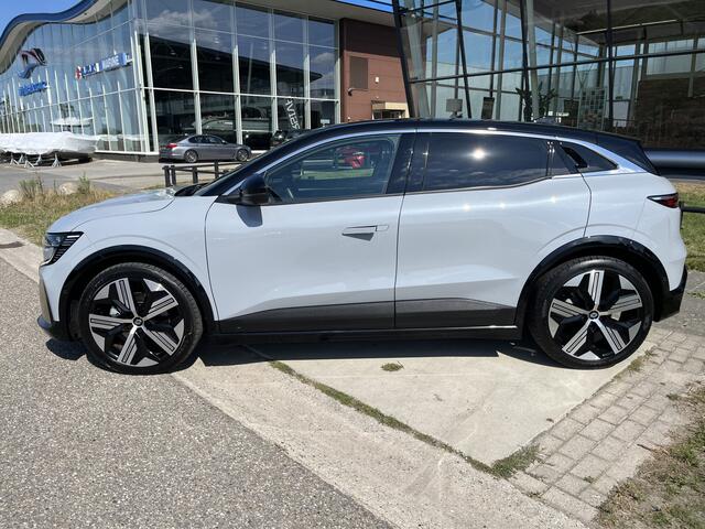 Renault MEGANE E-Tech EV60 218PK Optimum Iconic / 360 Camera / Winter pakket / Climate / Apple Carplay / Android Auto /