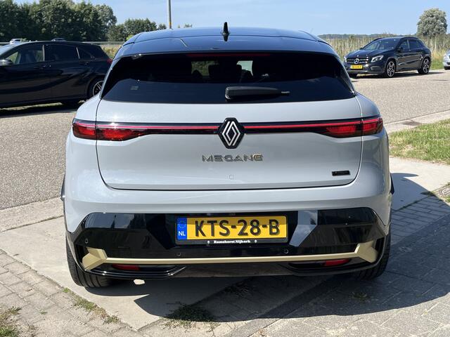 Renault MEGANE E-Tech EV60 218PK Optimum Iconic / 360 Camera / Winter pakket / Climate / Apple Carplay / Android Auto /