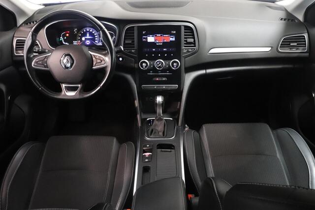 Renault MEGANE Estate 1.3 TCe Intens | Parkeersensoren | Climate control | Navigatie | Trekhaak | Cruise control | AppleCArplay AndroidAuto |