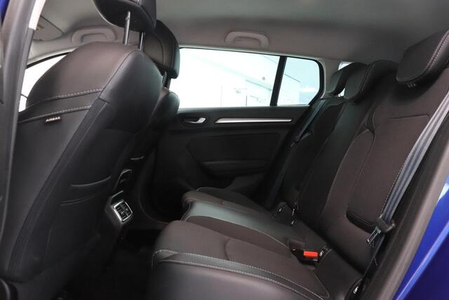 Renault MEGANE Estate 1.3 TCe Intens | Parkeersensoren | Climate control | Navigatie | Trekhaak | Cruise control | AppleCArplay AndroidAuto |