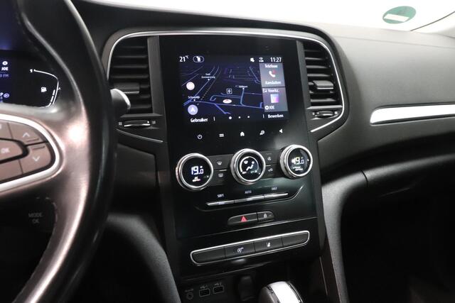 Renault MEGANE Estate 1.3 TCe Intens | Parkeersensoren | Climate control | Navigatie | Trekhaak | Cruise control | AppleCArplay AndroidAuto |