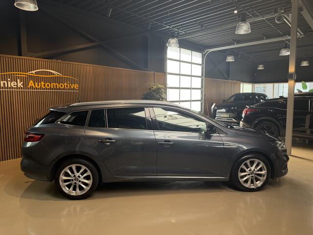 Renault MEGANE Estate 1.2 TCe Limited