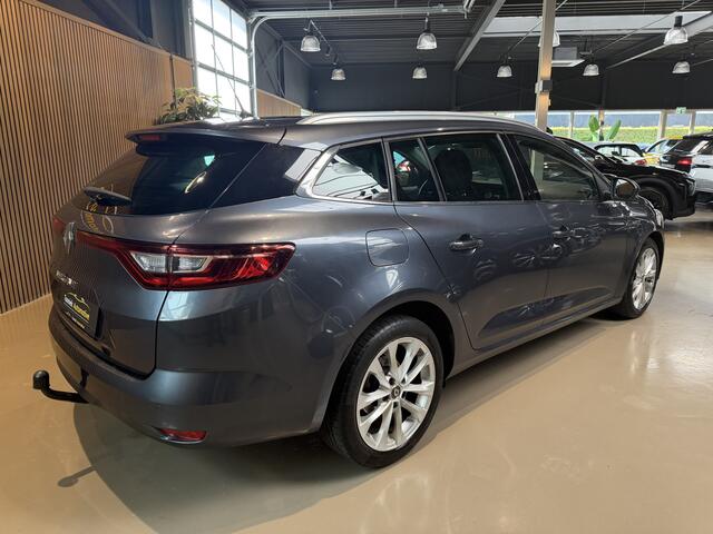 Renault MEGANE Estate 1.2 TCe Limited