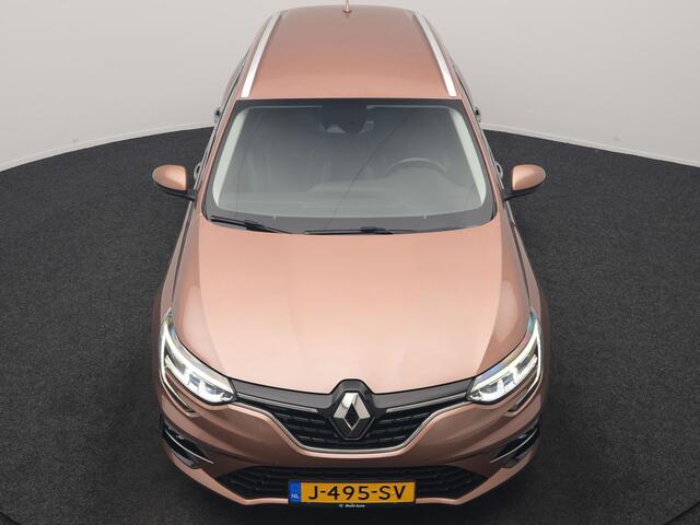 Renault MEGANE Estate 1.3 TCe Intens 141pk | Trekhaak | Keyless Entry | Sfeerverlichting | LED Koplampen | Cruise Control | Navigatie | DAB | Lane Assist | Climate Control |