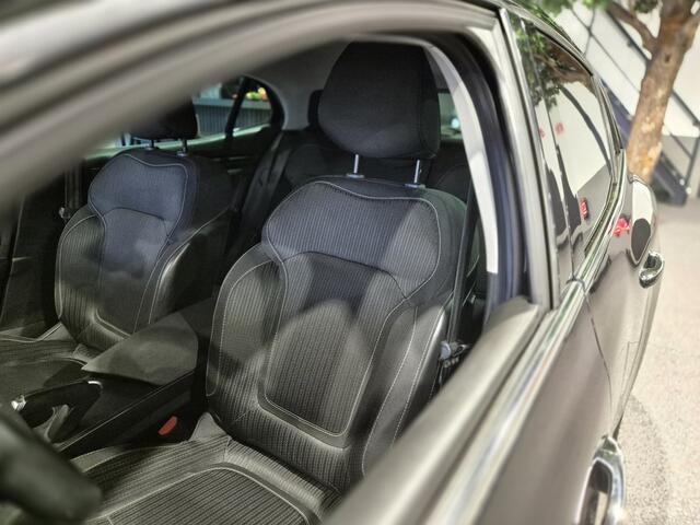 Renault MEGANE 1.2 TCe Limited Android-Carplay | Navigatie | LED | Clima | Trekhaak | Nette auto