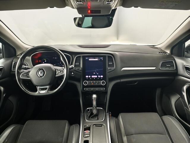 Renault MEGANE Estate 1.3 TCe 140 Techno | Climate control | Camera | Trekhaak | AppleCarplay AndroidAuto | 1700 Kg Trekken | Stoelverwarming | Navigatie |