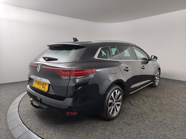 Renault MEGANE Estate 1.3 TCe 140 Techno | Climate control | Camera | Trekhaak | AppleCarplay AndroidAuto | 1700 Kg Trekken | All season banden | Navigatie |