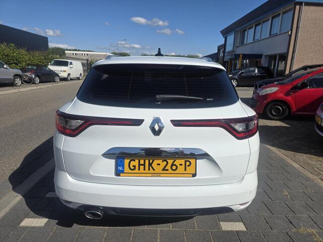 Renault MEGANE Estate 1.2 TCe Bose intens AUTOMAAT, navigatie, led, heads-up display, climate control, cruise control, enz