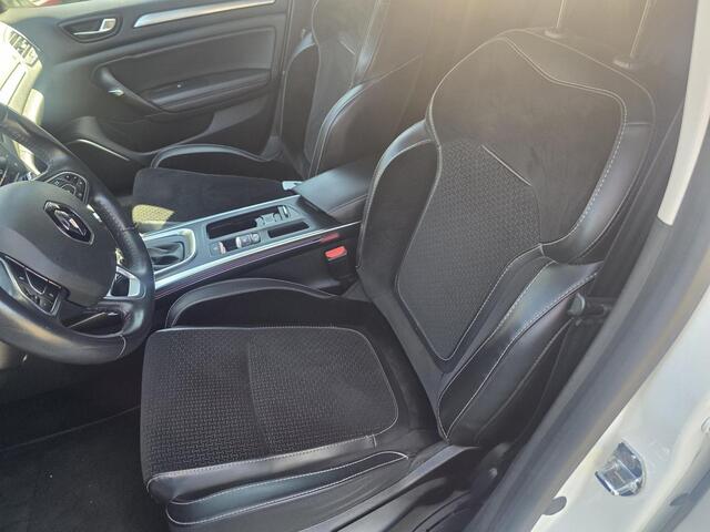 Renault MEGANE Estate 1.2 TCe Bose intens AUTOMAAT, navigatie, led, heads-up display, climate control, cruise control, enz