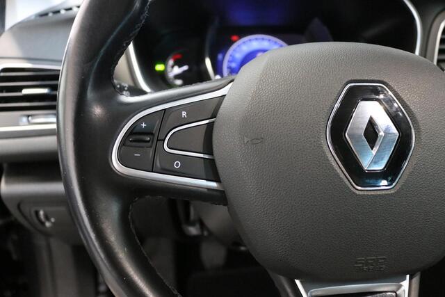 Renault MEGANE Estate 1.3 TCe Bose