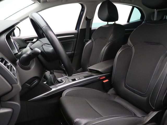 Renault MEGANE 140pk TCe Bose Apple Carplay/Android Auto | Climate