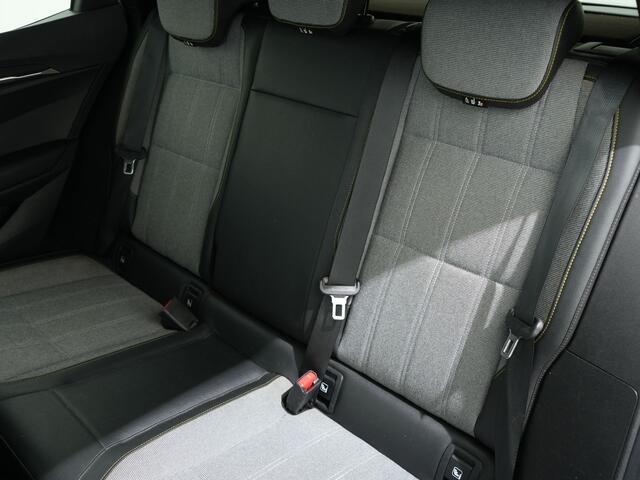 Renault MEGANE E-Tech EV60 OPTIMUM CHARGE 220PK TECHNO SOH 93,3% | Camera | Winterpakket