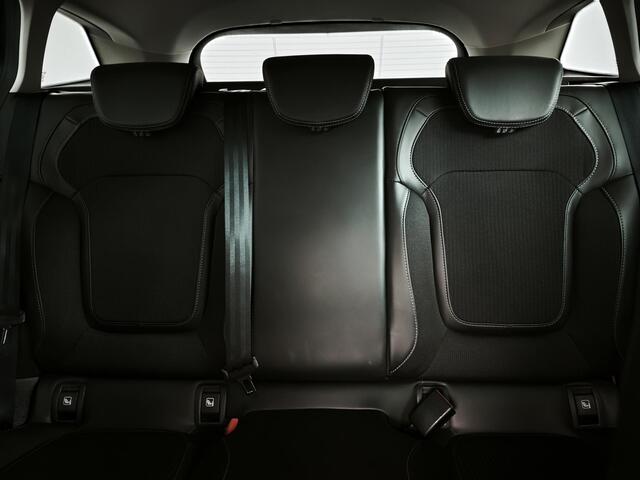 Renault MEGANE Estate 1.3 TCe 140 Techno | Automaat | Trekhaak | Navigatie | Camera