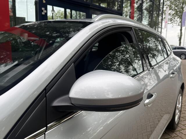 Renault MEGANE Estate 1.3 TCe 140 | Navigatie | ECC | PDC voor + achter | LM Velgen | Apple CarPlay/Android Auto |