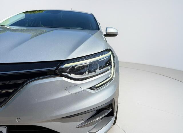 Renault MEGANE Estate 1.6 E-Tech Plug-In Hybrid 160 Zen TREKHAAK - CRUISE - STOELVERWARMING