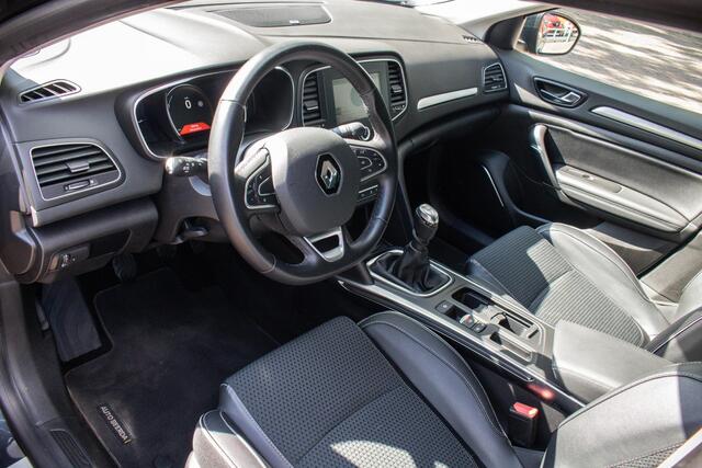 Renault MEGANE 1.2 TCe Bose | Rijklaar | Trekhaak | Airco | Cruise Control