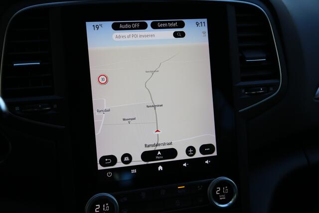 Renault MEGANE Estate 1.6 E-Tech Plug-In Hybrid 160 Zen Navi HuD Camera
