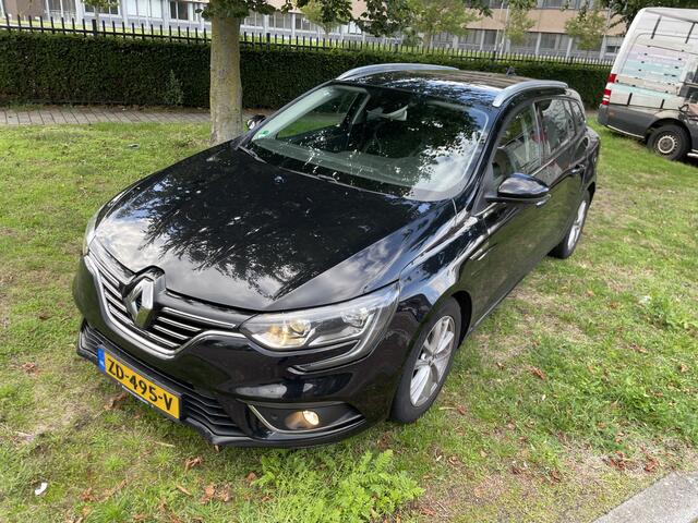 Renault MEGANE Estate 1.5 dCi Limited Lage stand dealer onderhouden tot en met 2026 mooi!!!!