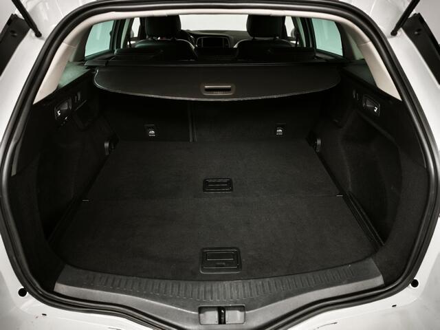 Renault MEGANE Estate 1.3 TCe 140 Techno l Pack parking l Trekhaak l All-season banden l