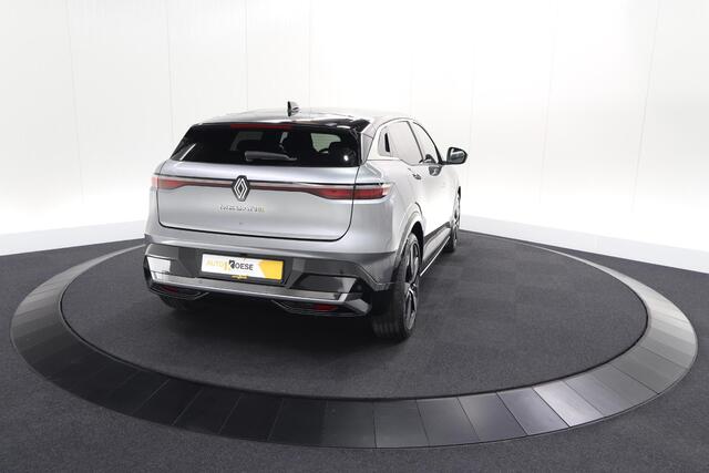 Renault MEGANE E-Tech EV40 Boost Charge Techno | 1 FASE | SOH 95,5% | Camera | Apple Carplay | Parkeersensoren