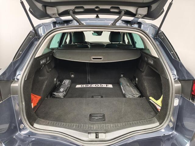 Renault MEGANE Estate 1.3 TCe 140 Techno | Navigatie | Camera | Apple & Android Carplay | Climate Control | Cruise Control | Trekhaak