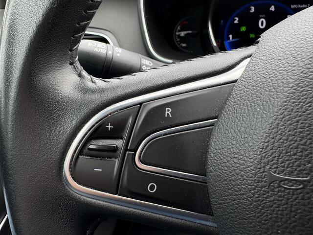 Renault MEGANE Estate 1.3 TCe Limited
