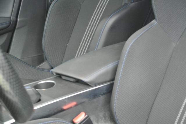 Renault MEGANE Estate 1.6 TCe 205pk GT | R-Link | Bose Audio | Camera | 18" Velgen |