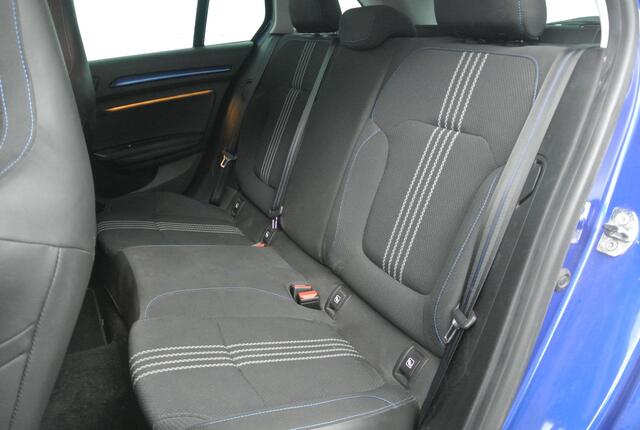 Renault MEGANE Estate 1.6 TCe 205pk GT | R-Link | Bose Audio | Camera | 18" Velgen |