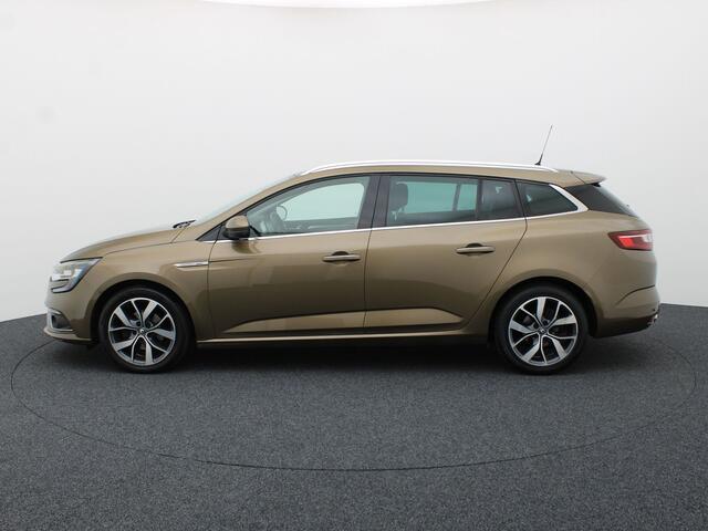 Renault MEGANE Estate 1.2 TCe Bose | Panodak | Trekhaak | Head Up | Adapt. cr. | Camera | Prijs Rijklaar!!